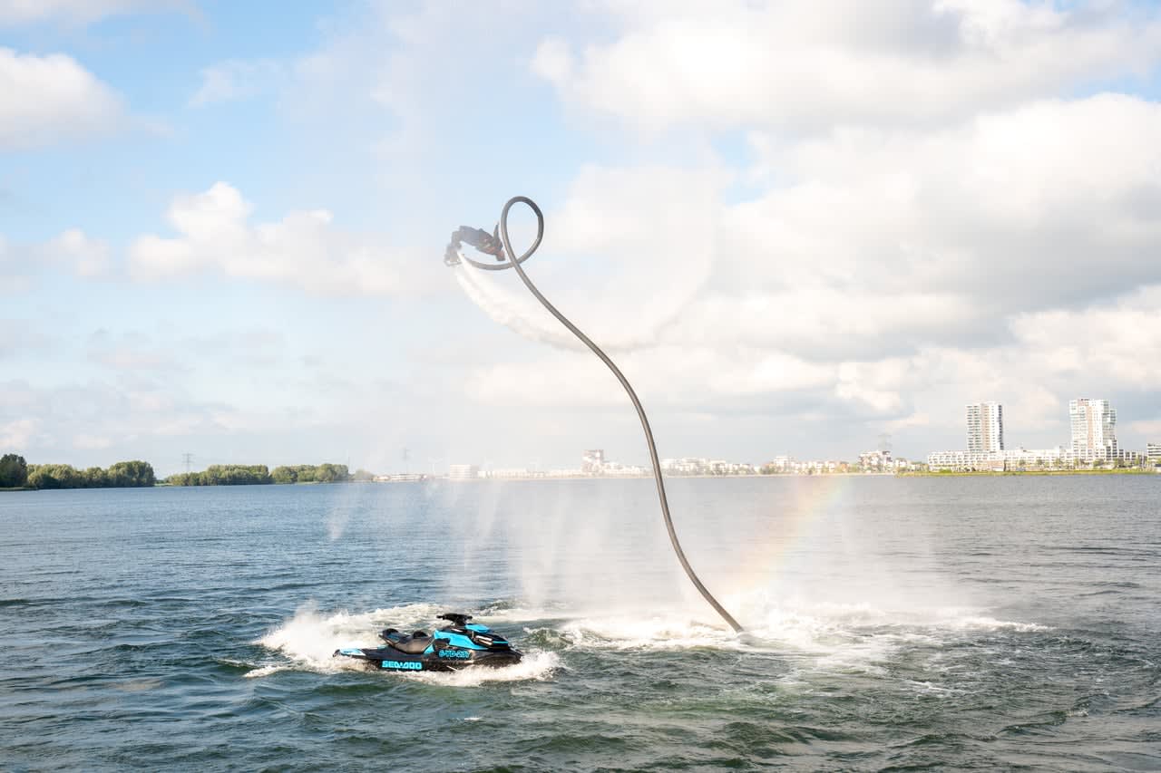 Jetski / flyboard waterspot content