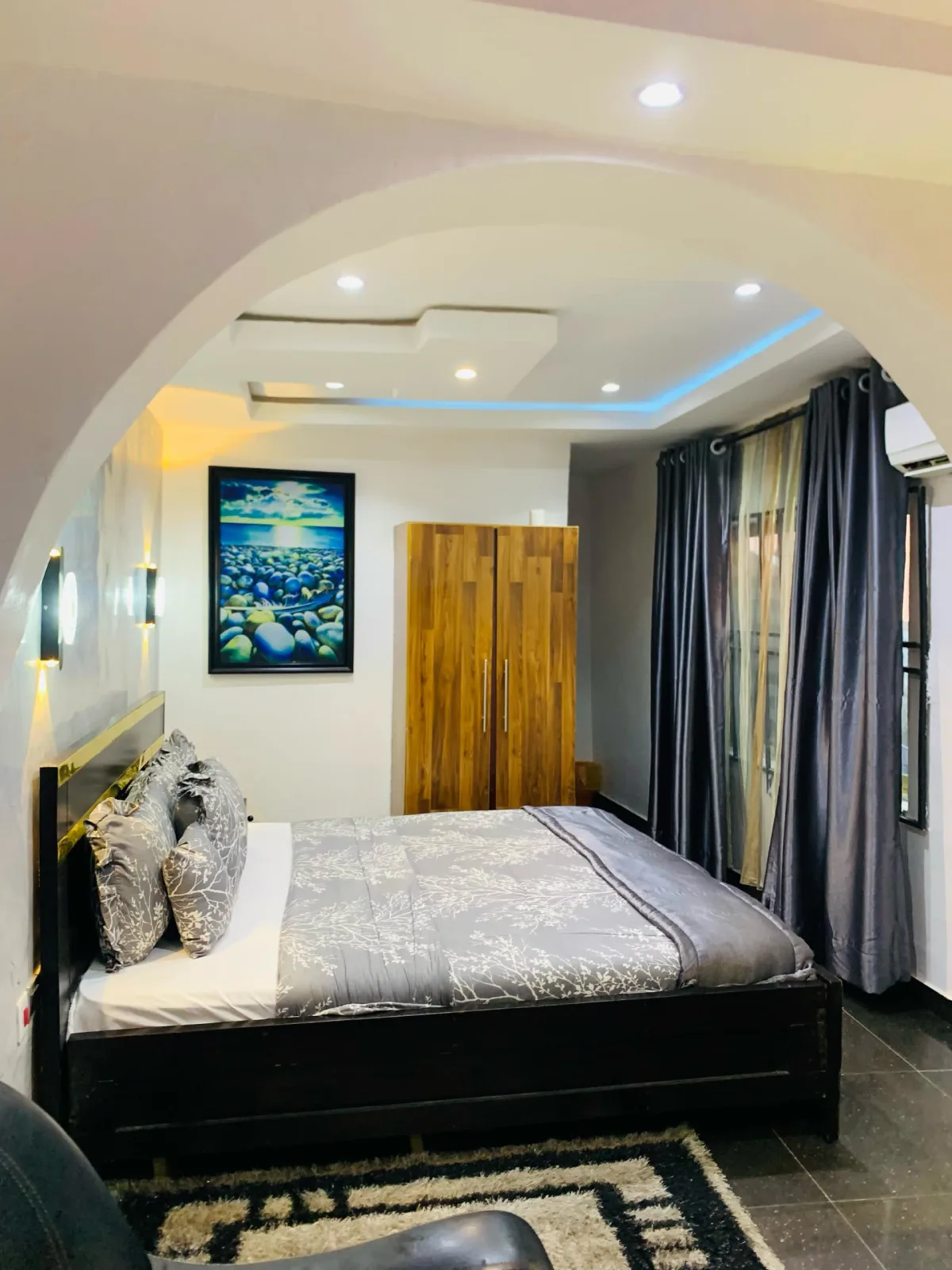 King Room