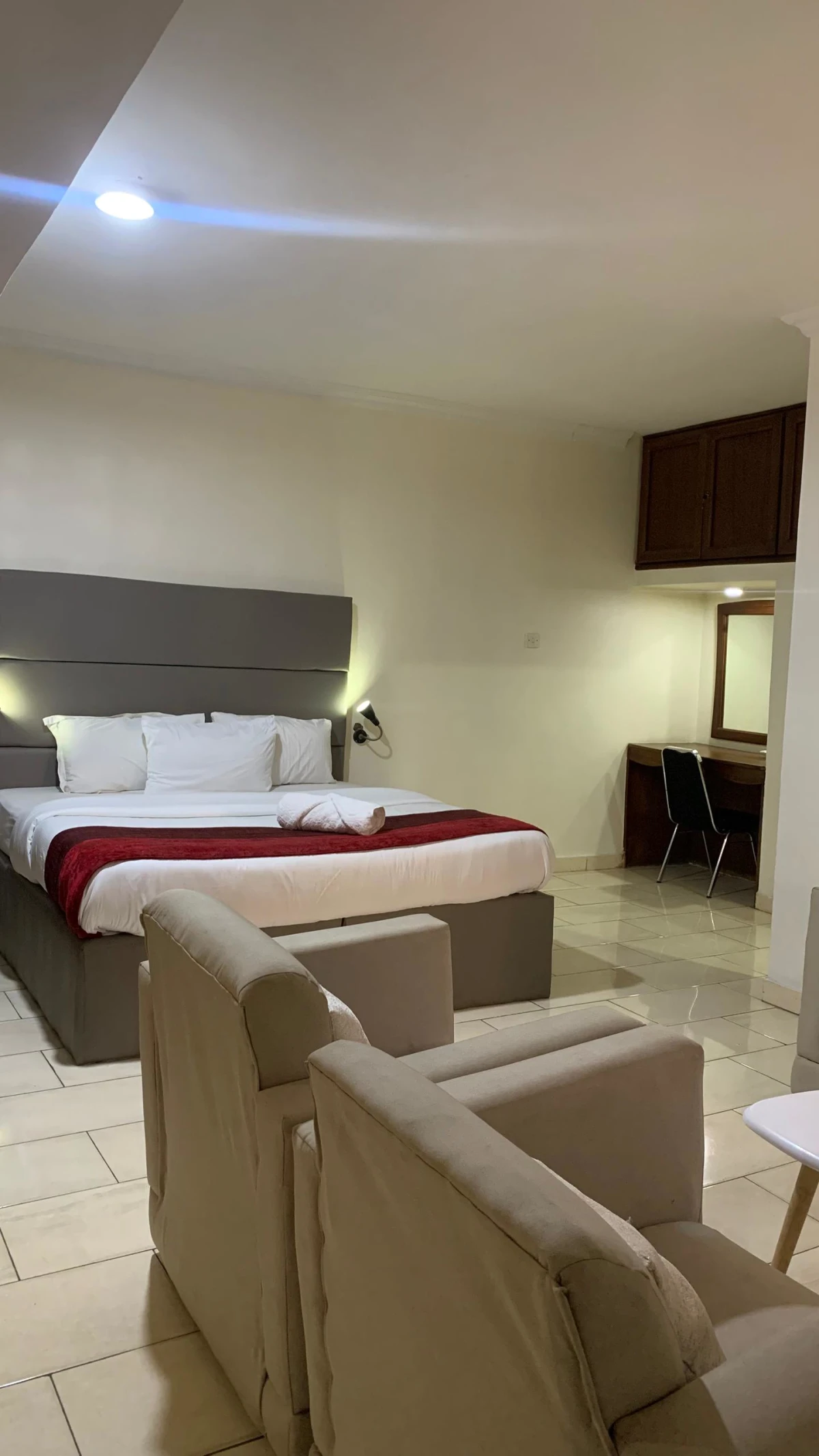 King Room