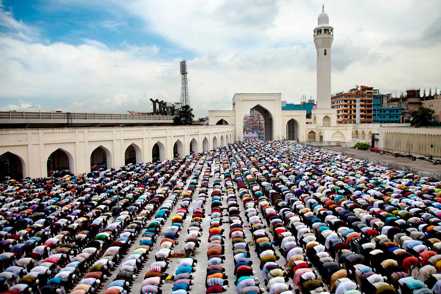 FG Declares March 19 and 20 Public Holidays for Eid-ul-Fitr Celebration