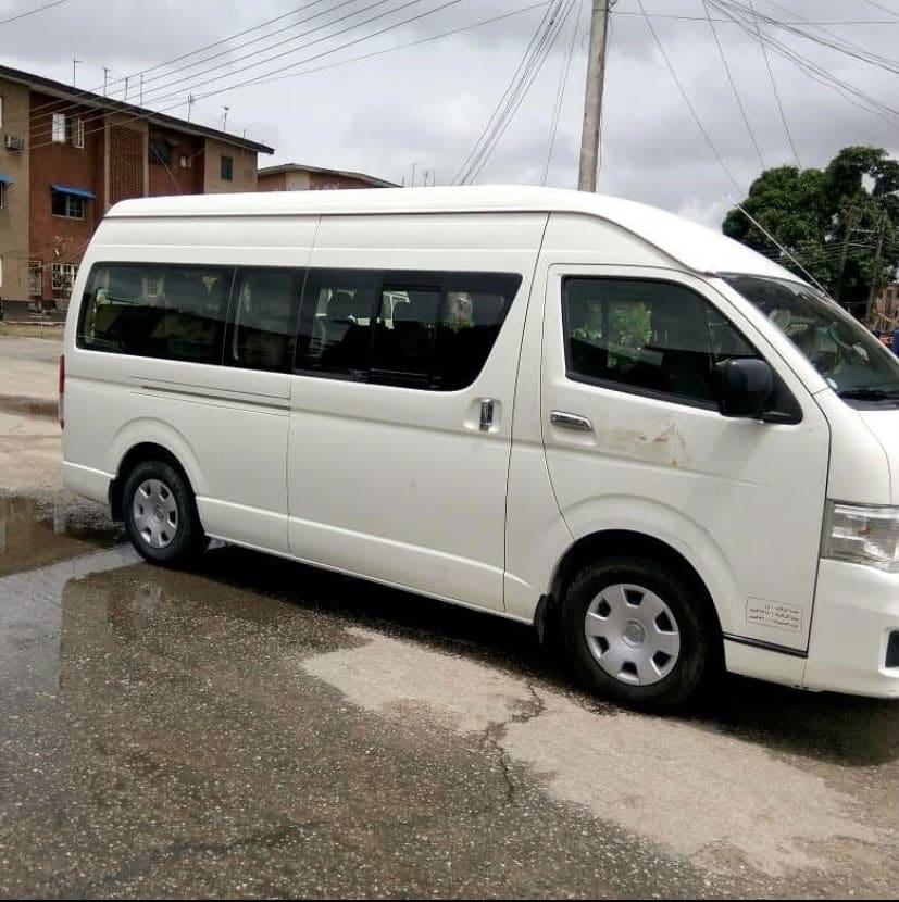 Arriving in Ibadan as a Group? Complete Moniya & Airport Transfer Guide