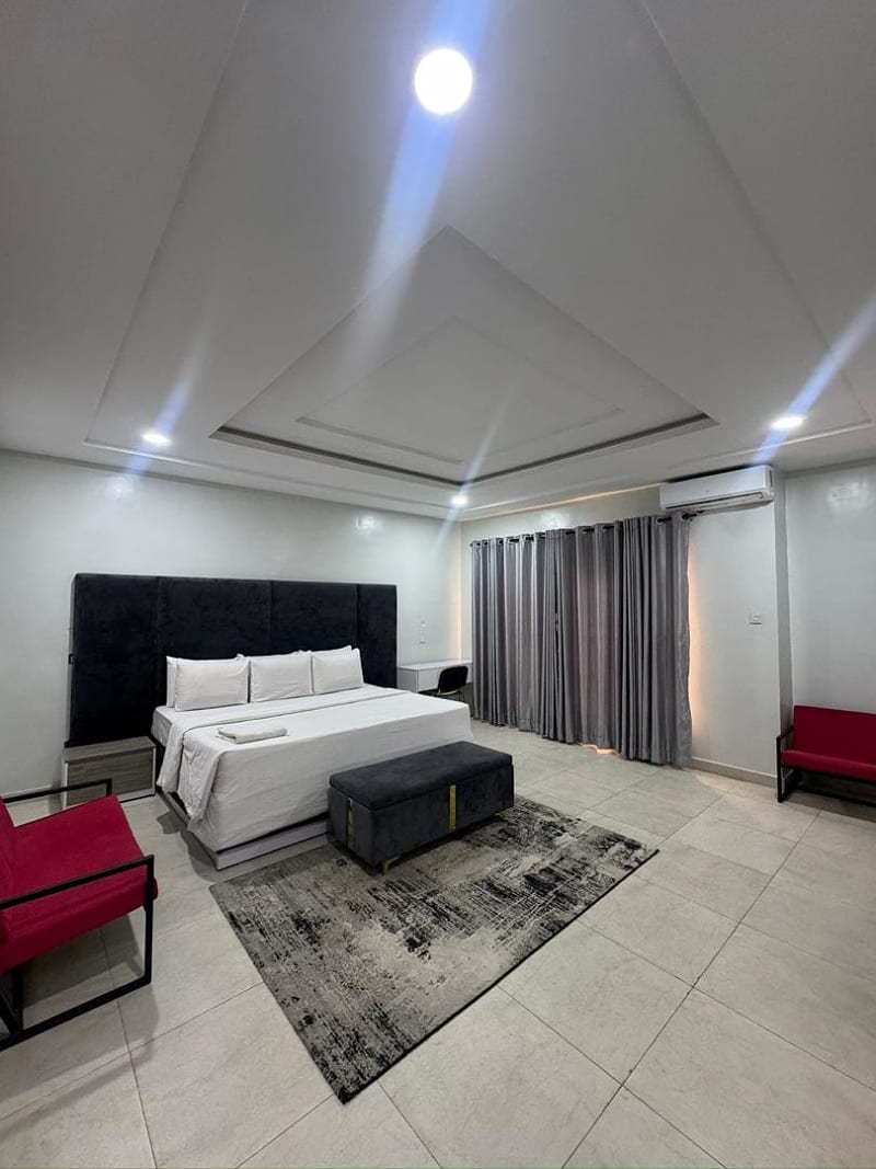 Apartment in Iyanganku GRA 6