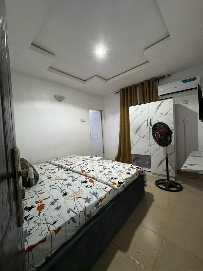 Apartment in Elebu 4