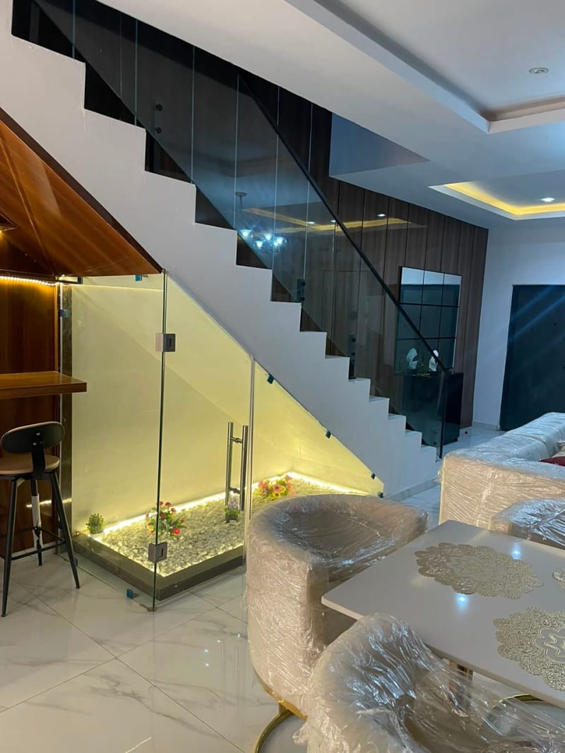 Apartment in Ikolaba Estate 17