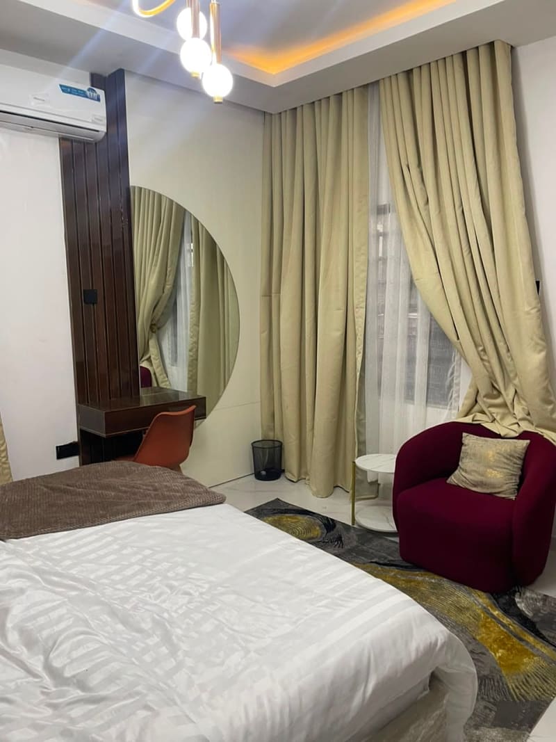 Apartment in Ikolaba Estate 20