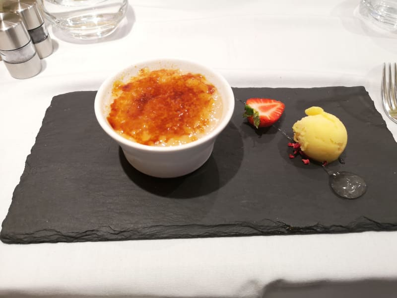 Crème brûlée at Stones Matlock