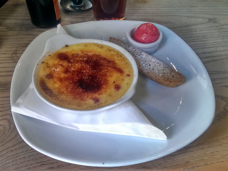 Crème brûlée at Dore Moor Inn