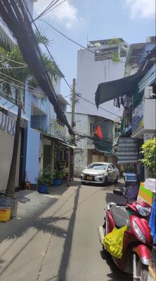 https://res.cloudinary.com/dqh0wvgmg/image/upload/v1780949517/nha-dat/xsic5qsshz4qjdycjmb0.jpg