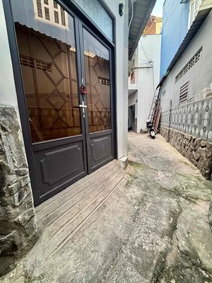 https://res.cloudinary.com/dqh0wvgmg/image/upload/v1781776100/nha-dat/kknqymhullgjekhe0exq.jpg