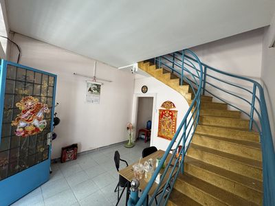 https://res.cloudinary.com/dqh0wvgmg/image/upload/v1783838062/nha-dat/zqsjyaonq5tq2ra3dpwq.jpg