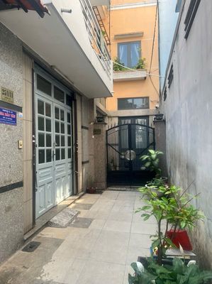 https://res.cloudinary.com/dqh0wvgmg/image/upload/v1784874290/nha-dat/bnosb4gxvljtmr6ny5mq.jpg