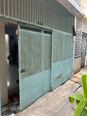 https://res.cloudinary.com/dqh0wvgmg/image/upload/v1785950978/nha-dat/oko9xzra0mtjfojqt0nw.jpg
