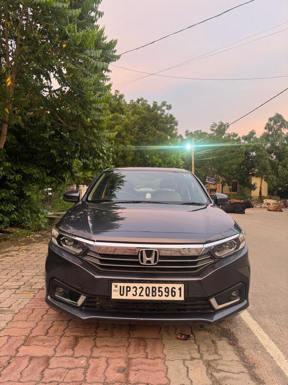 Honda Amaze VX (top model) used car in Lucknow