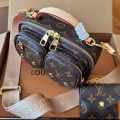 Louis Vuitton Utility Crossbody bag in Monogram coated canvas-thumb-5