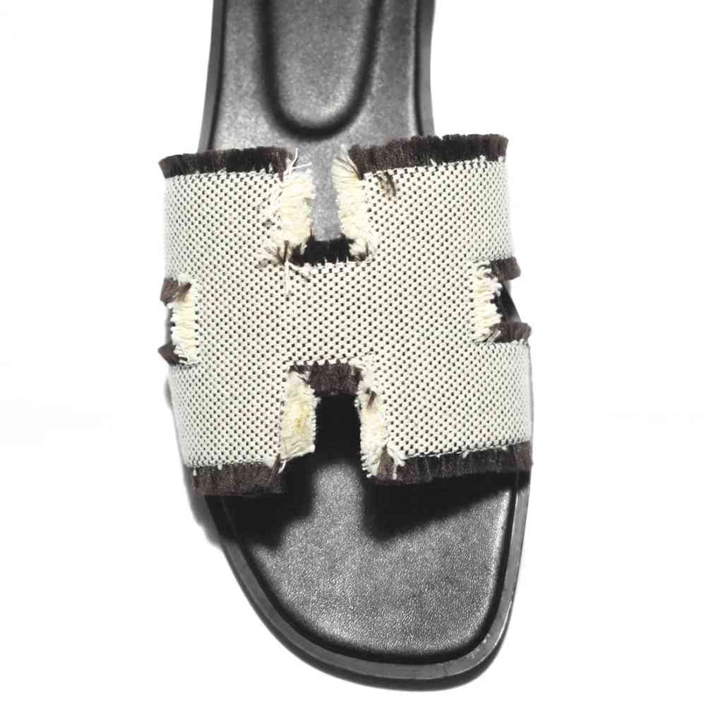 Hermes Black Premium Quality Women's Flat Sandals-thumb-3