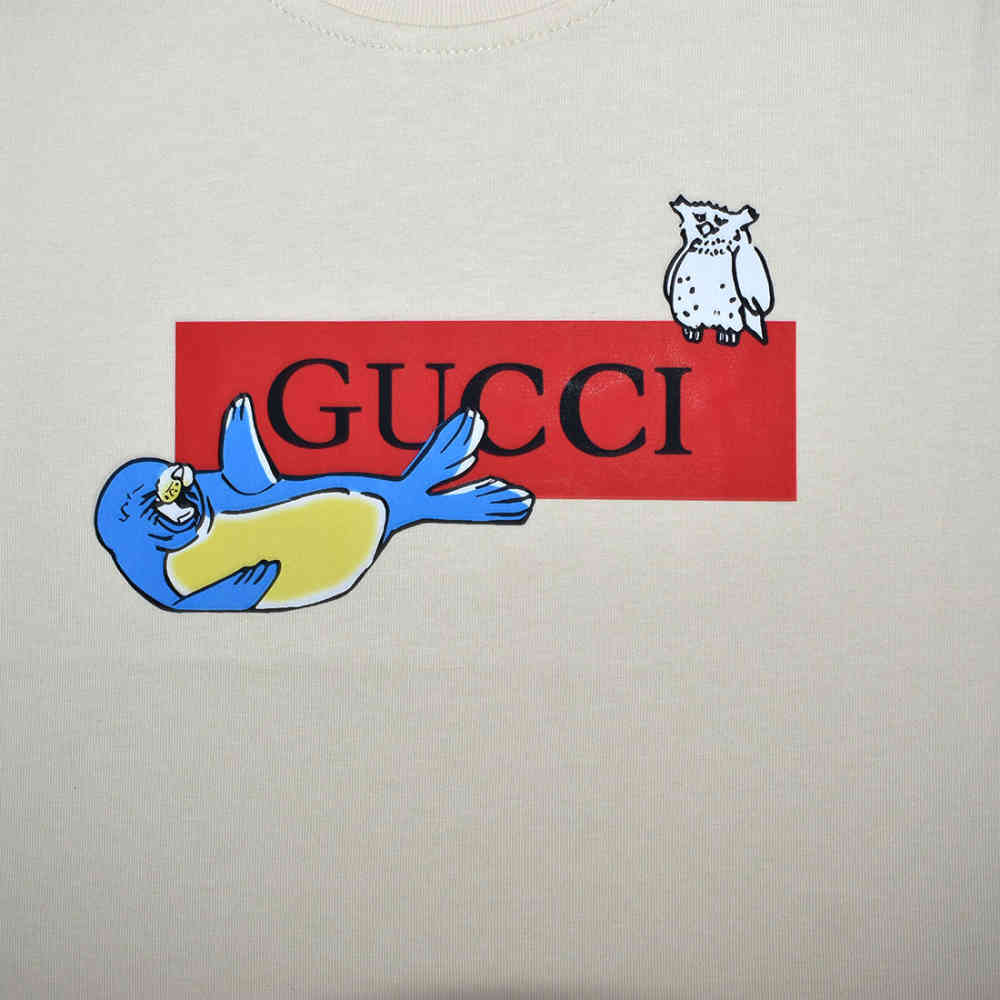 Gucci Cream Premium Seal Print Kids T-shirt-3