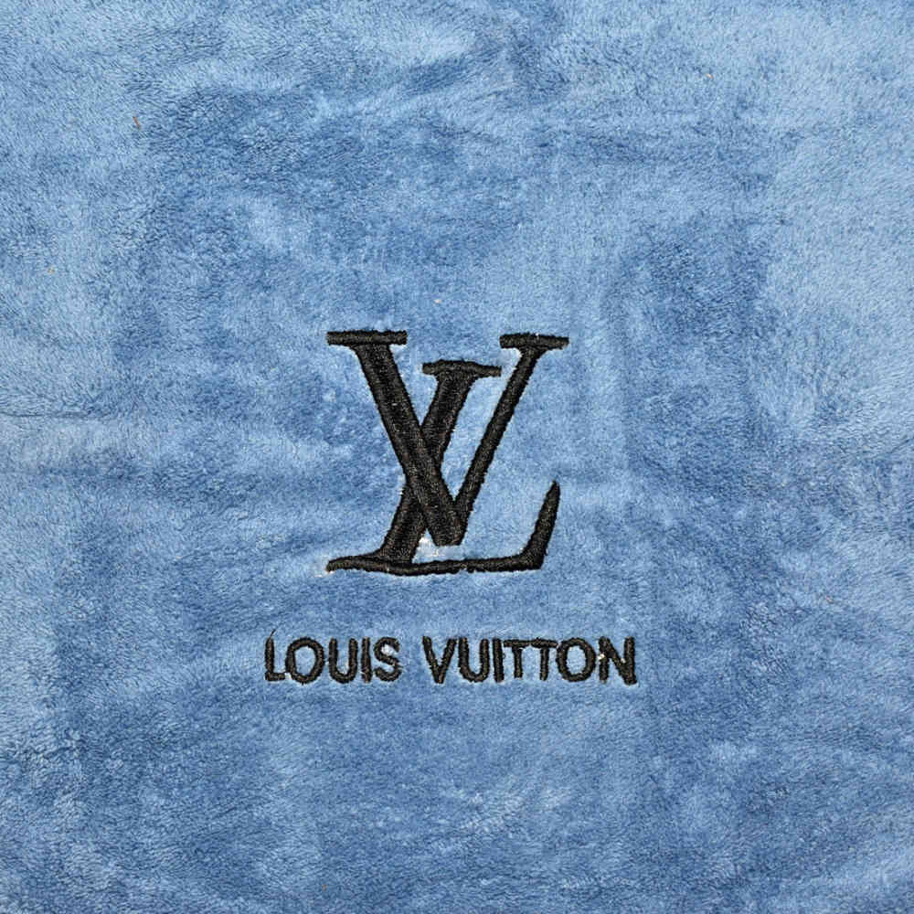 Louis Vuitton Embroidered logo Blue Premium Towel - Set of 2-1