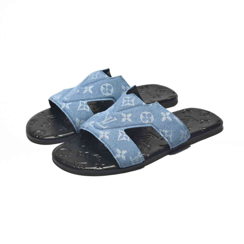 Sky Blue Louis Vuitton Oasis Mule Black Flip-Flops