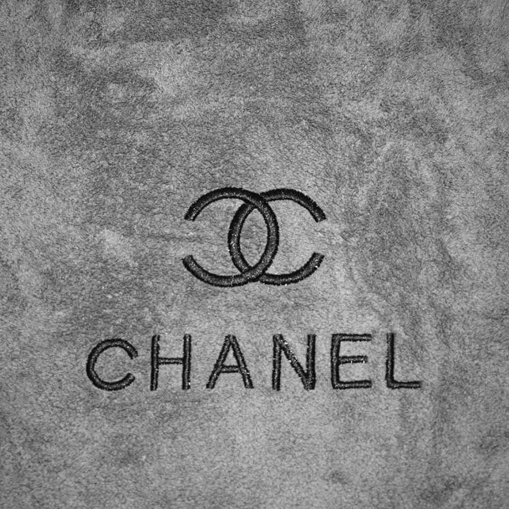Chanel Embroidered logo Grey Towels - Set of 2-1