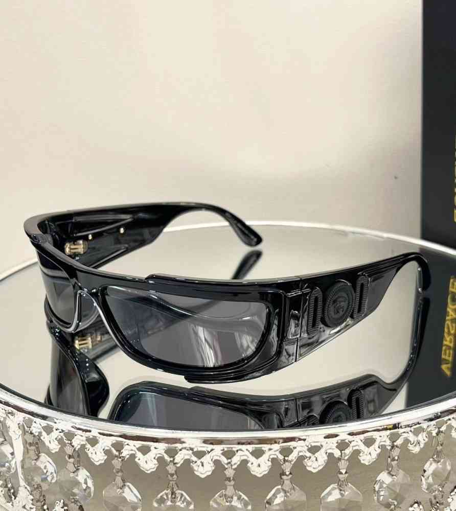 Black Versace Black & Golden Luxury Sunglasses