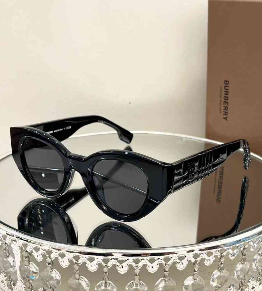 Black Burberry Purple  Luxury Sunglasses