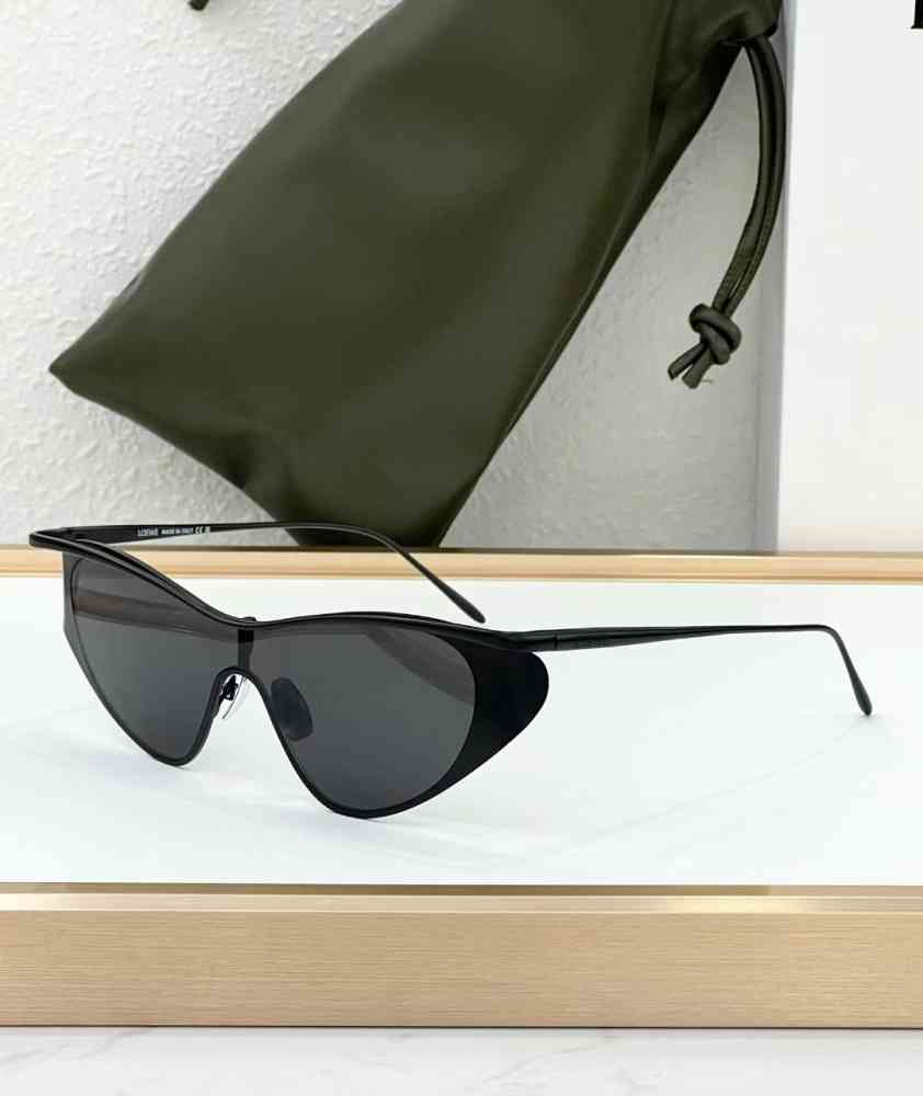 Black Loewe Light Brown Luxury Sunglasses