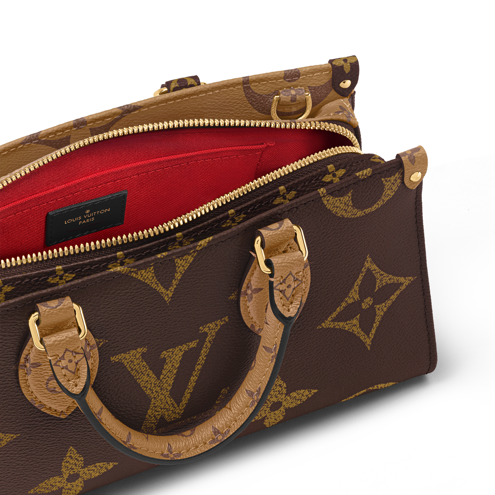 Louis OnTheGo East West Crossbody Bag-4