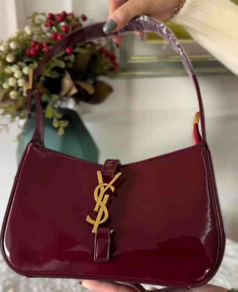Wine Saint Laurent  le 5 à 7 mini patent-leather Black shoulder bag