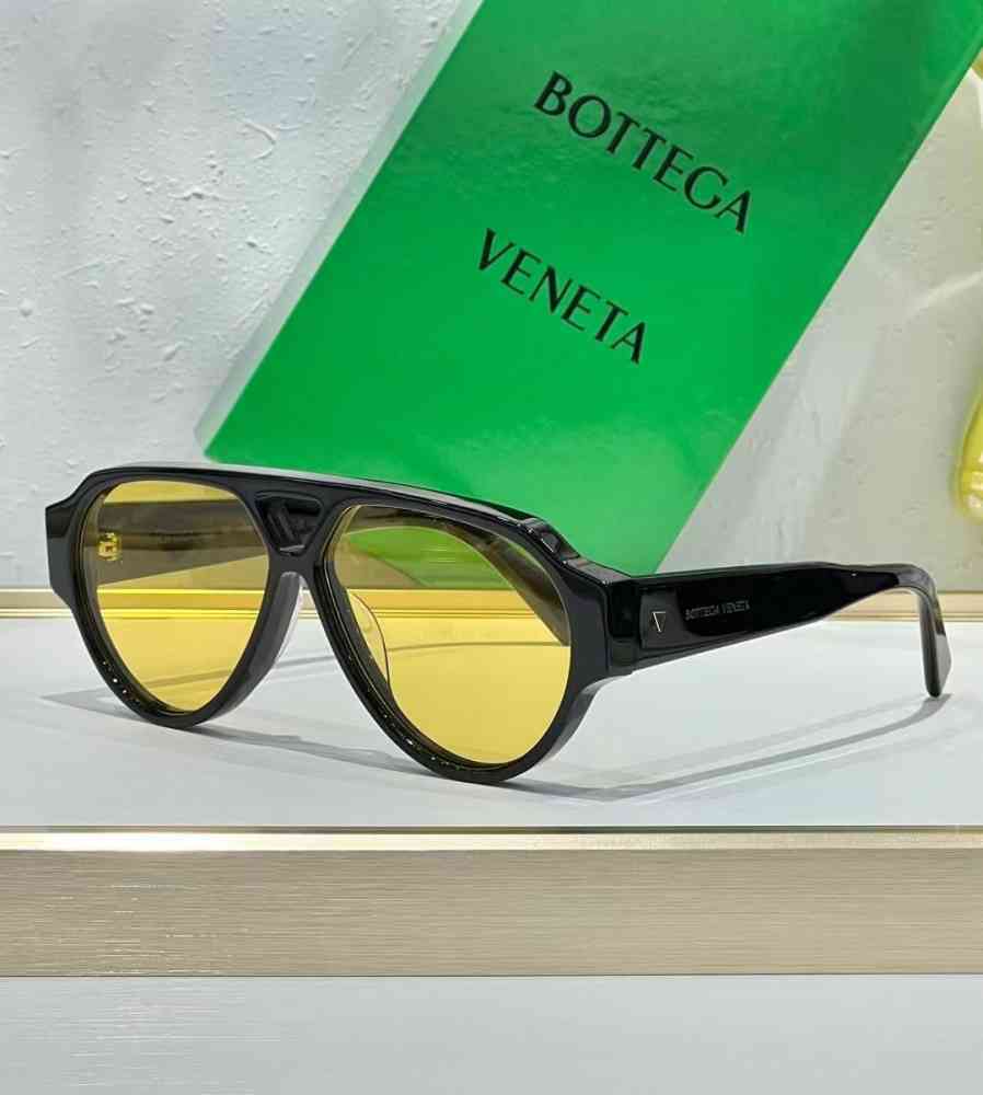 Brown Bottega Veneta Green Luxury Sunglasses