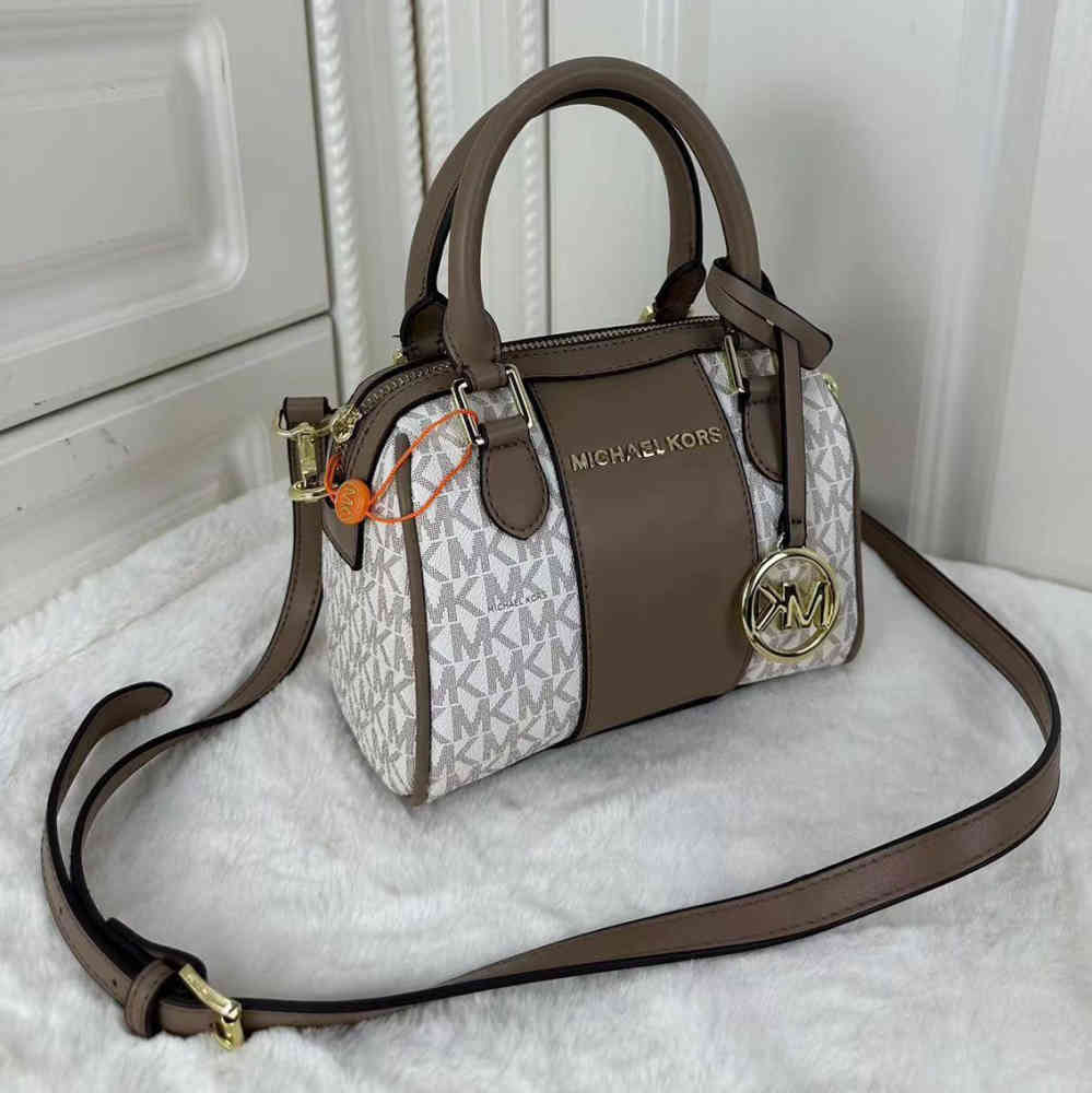 White & Beige Michael Michael Kors Jet Set Signature Logo White & Brown Shoulder Bag