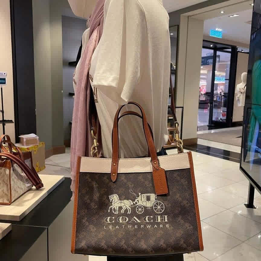 Coach Field 40 In Brown With Coach Badge Tote Bag-thumb-0