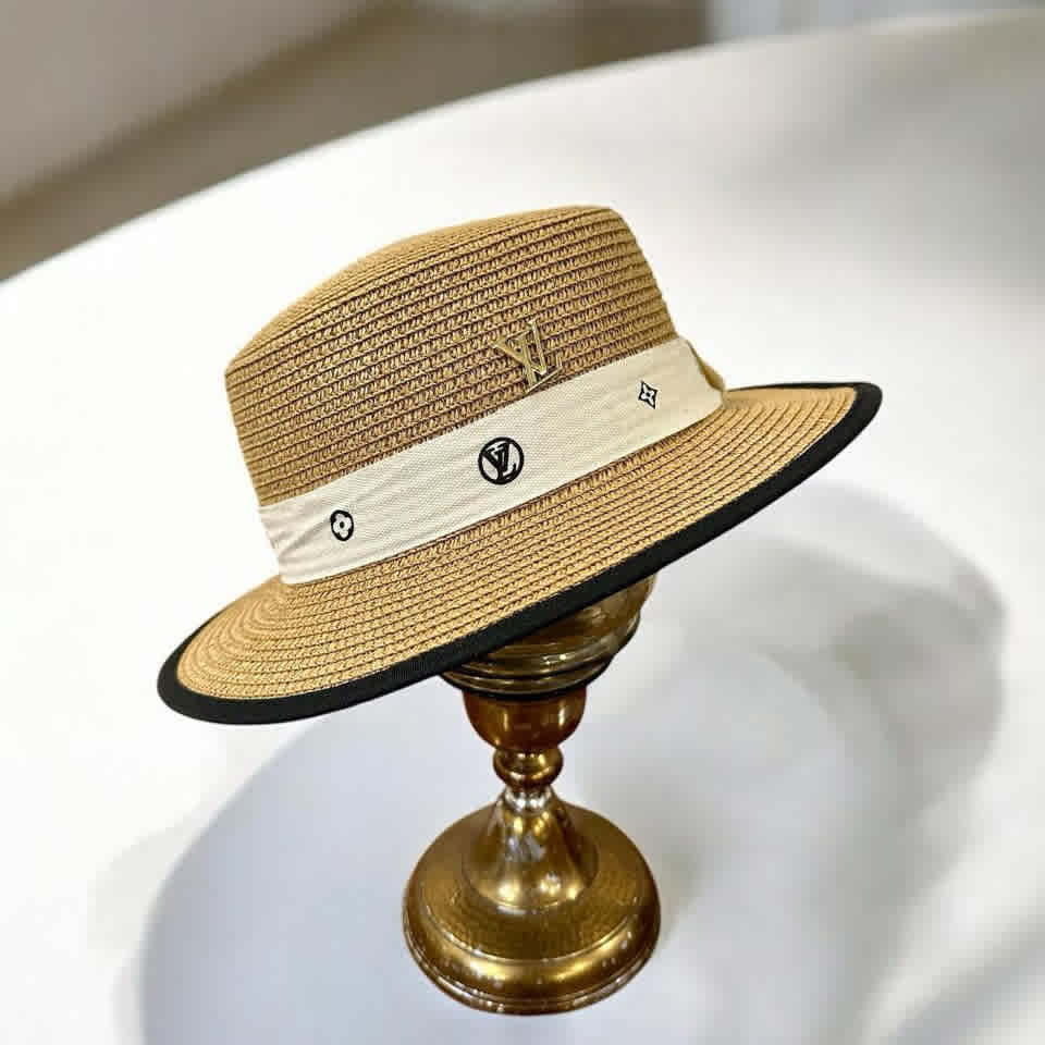 Beige Louis Vuitton Black Premium Cap