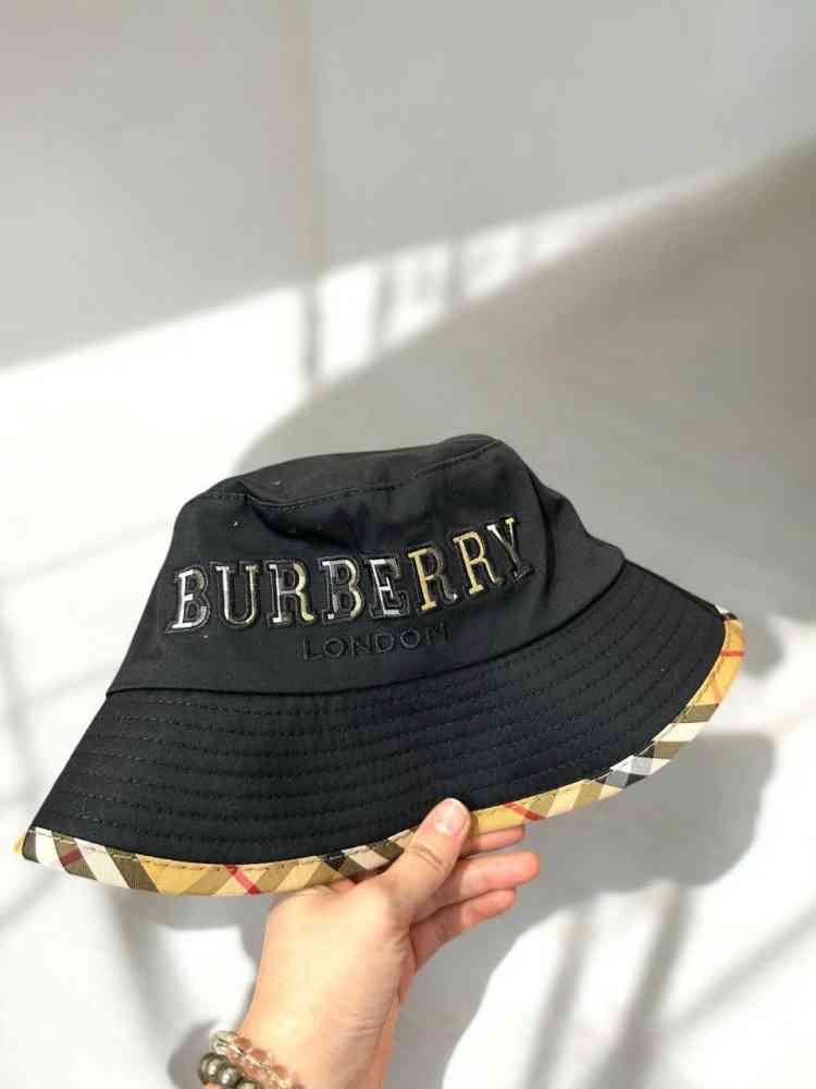 Burberry TB Embroidered Black Premium Cap-2