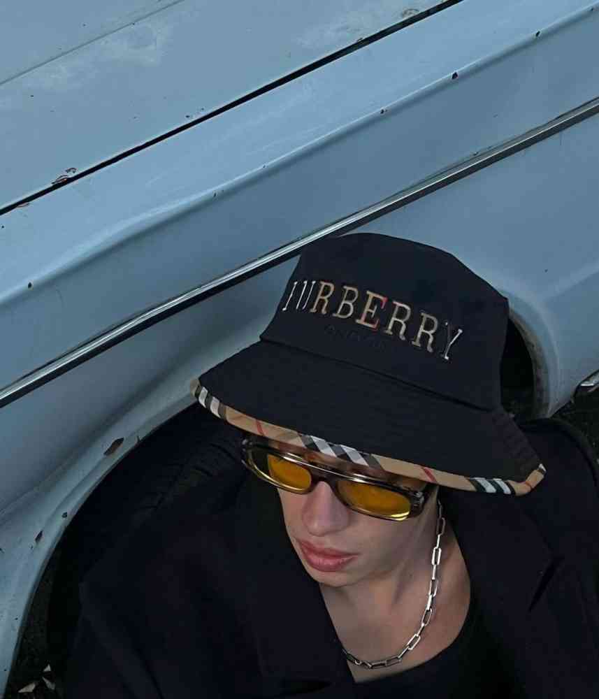 Burberry TB Embroidered Black Premium Cap-3