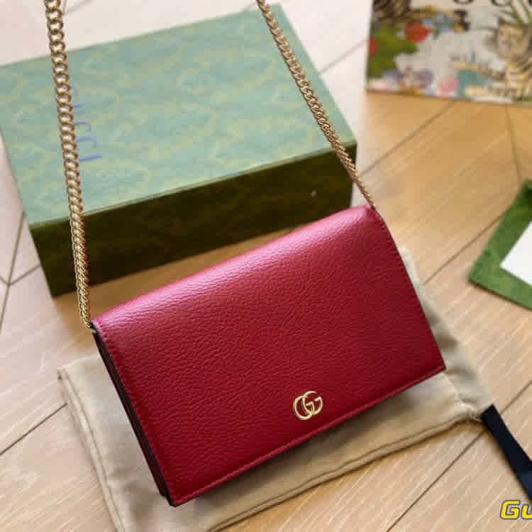 Wine Gucci Marmont Chain White Leather Sling Bag