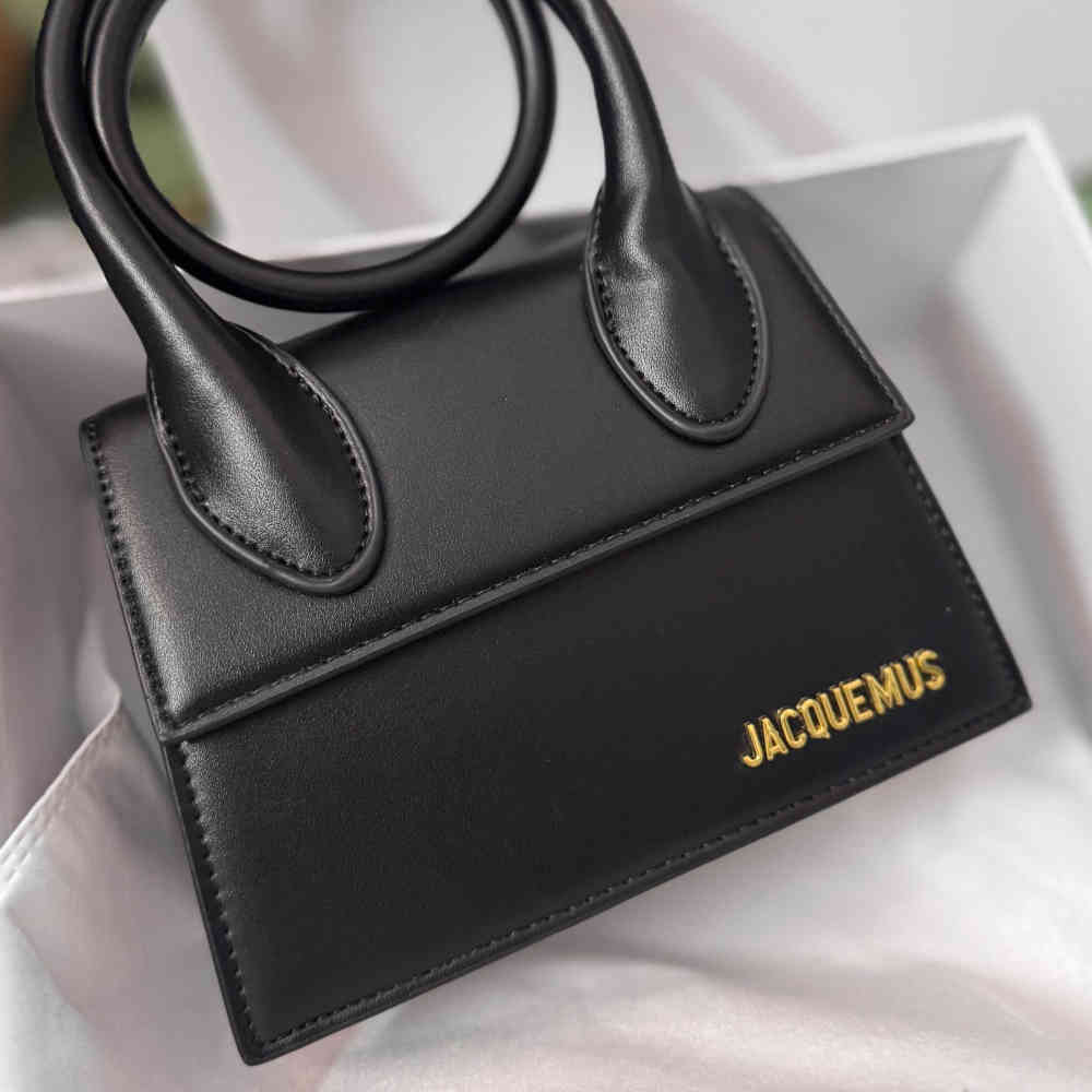 Black Jacquemus Chiquito Moyen Brown Handbag