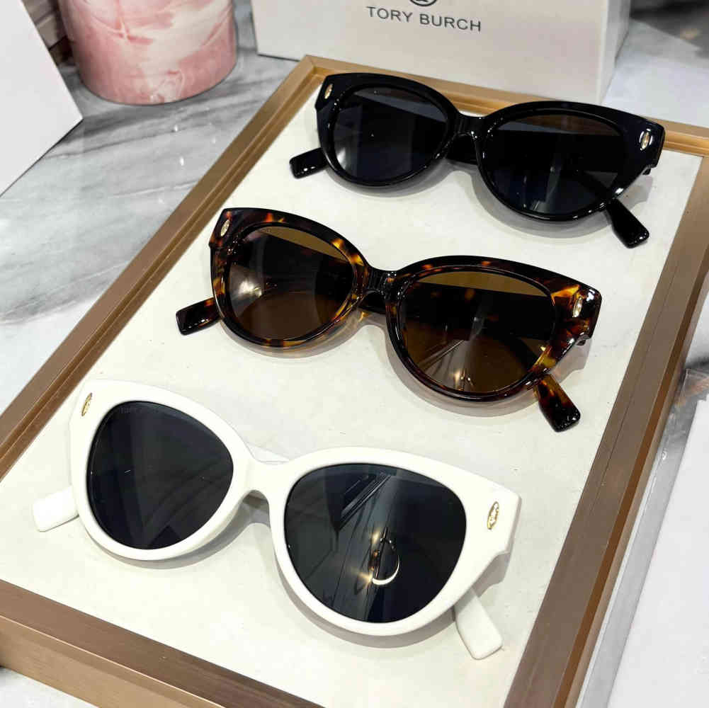 Tory Burch Black Premium Women's Sunglasses-2