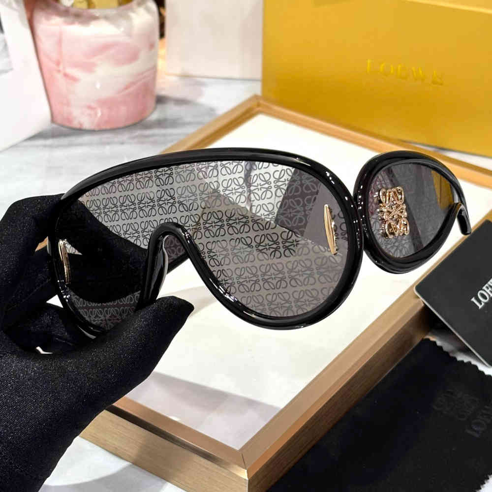 Loewe Black Premium Women's Sunglasses-1