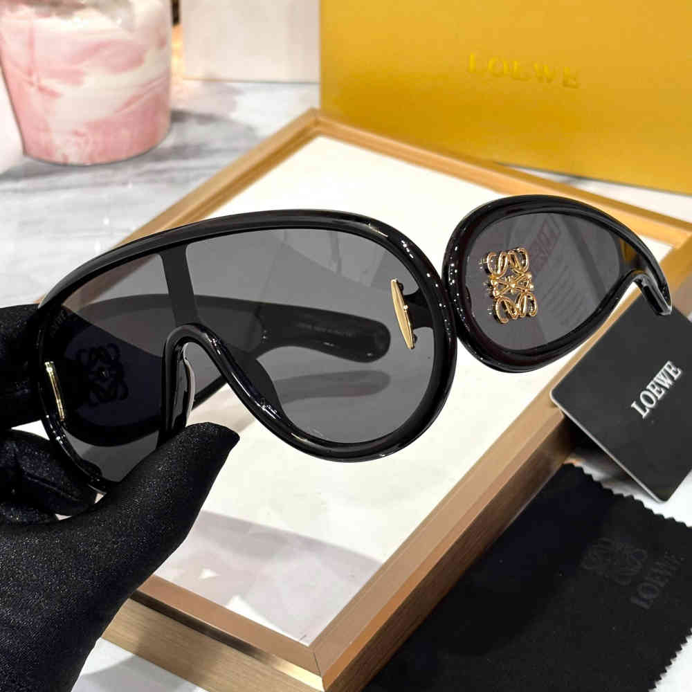 Loewe Black Premium Women's Sunglasses-1