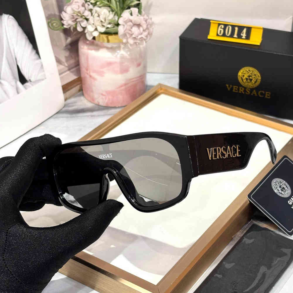 Versace Black & White Premium Women's Sunglasses-1
