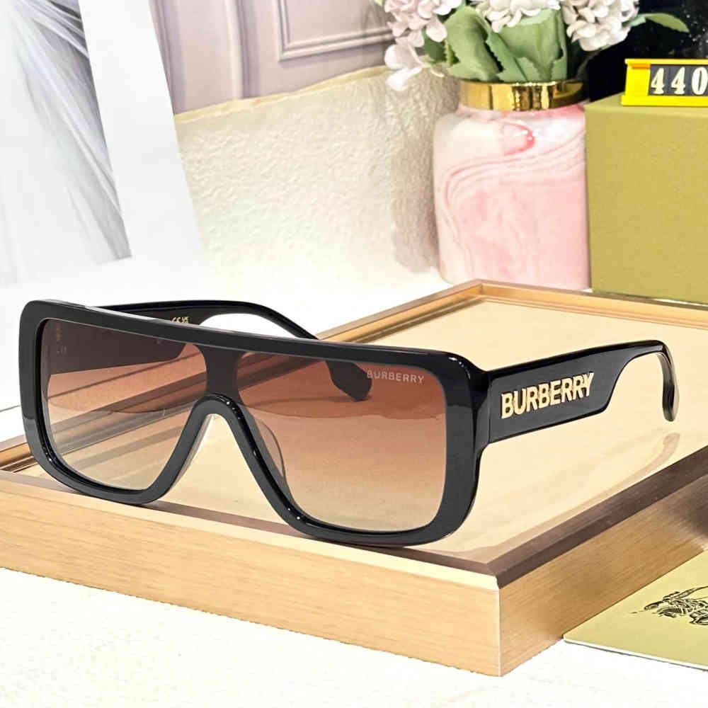 Brown Burberry Golden Luxury Sunglasses