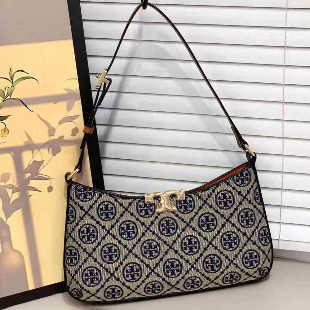 Black Tory Burch Small Eleanor Wine Shoulder Bag