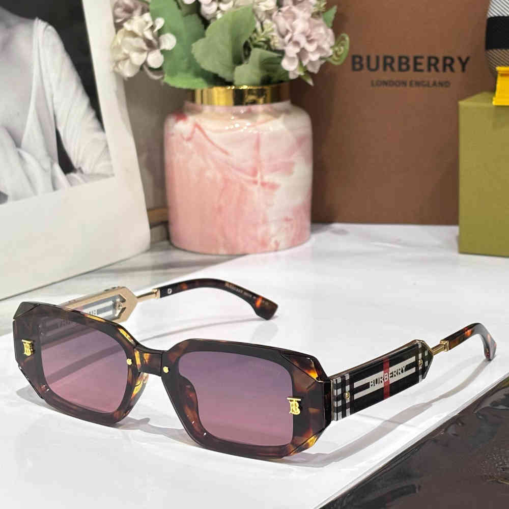Brown & Pink Burberry Brown Premium Women's Sunglasses