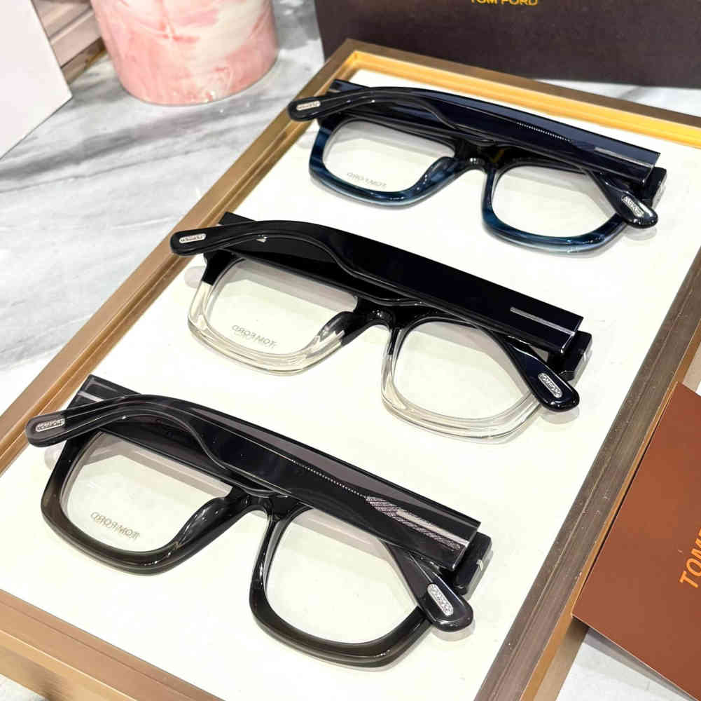 Tom Ford Black & White Luxury Sunglasses-thumb-3