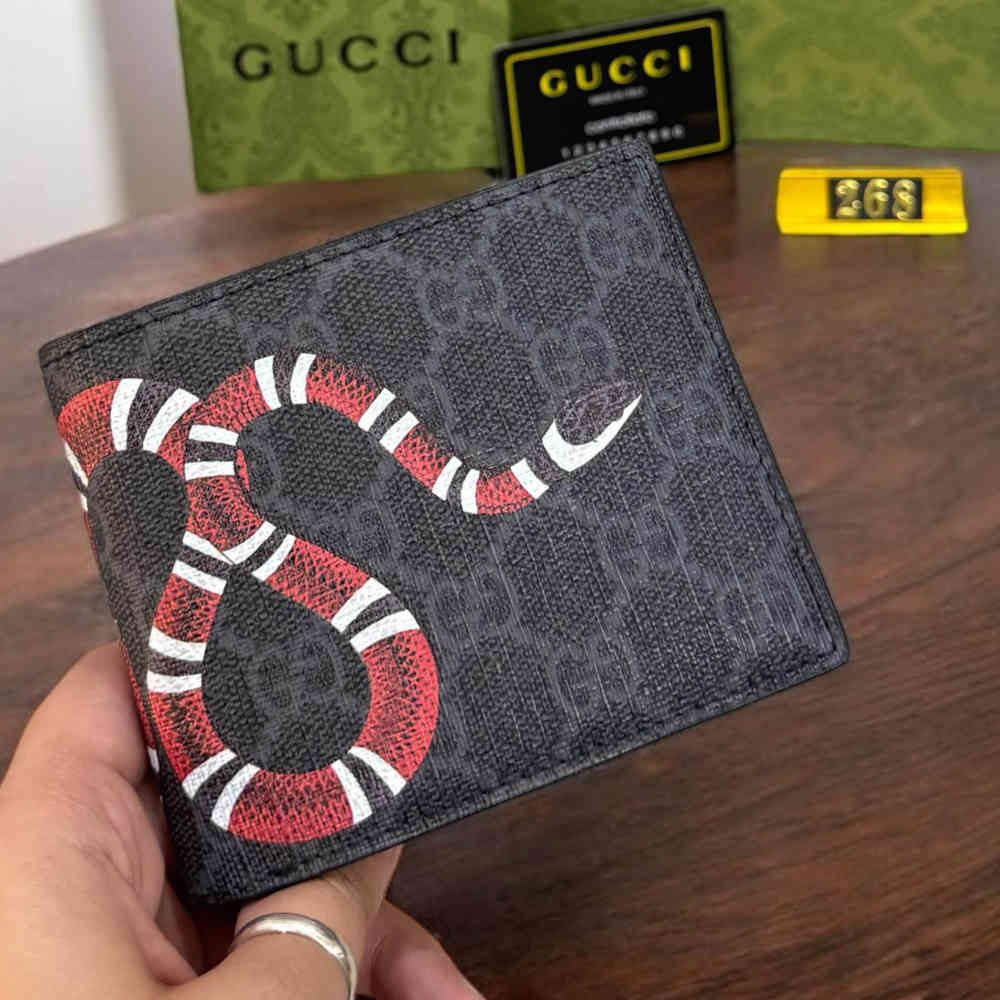 Gucci Black Premium Compact Wallet-2