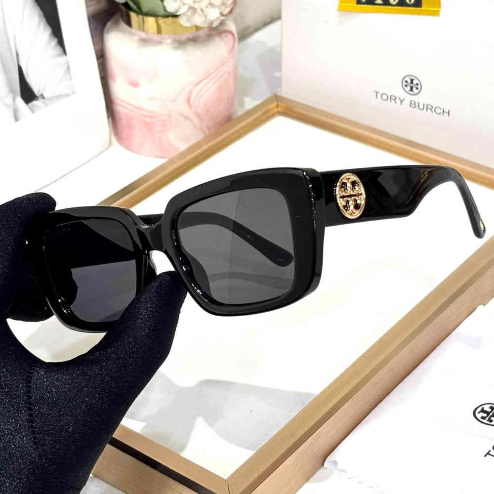Tory Burch Black Premium Women's Sunglasses-1