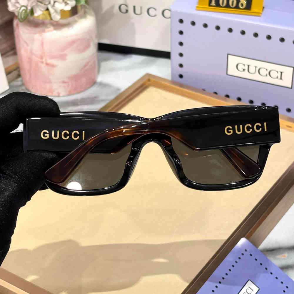 Gucci Black Premium Sunglasses-thumb-3