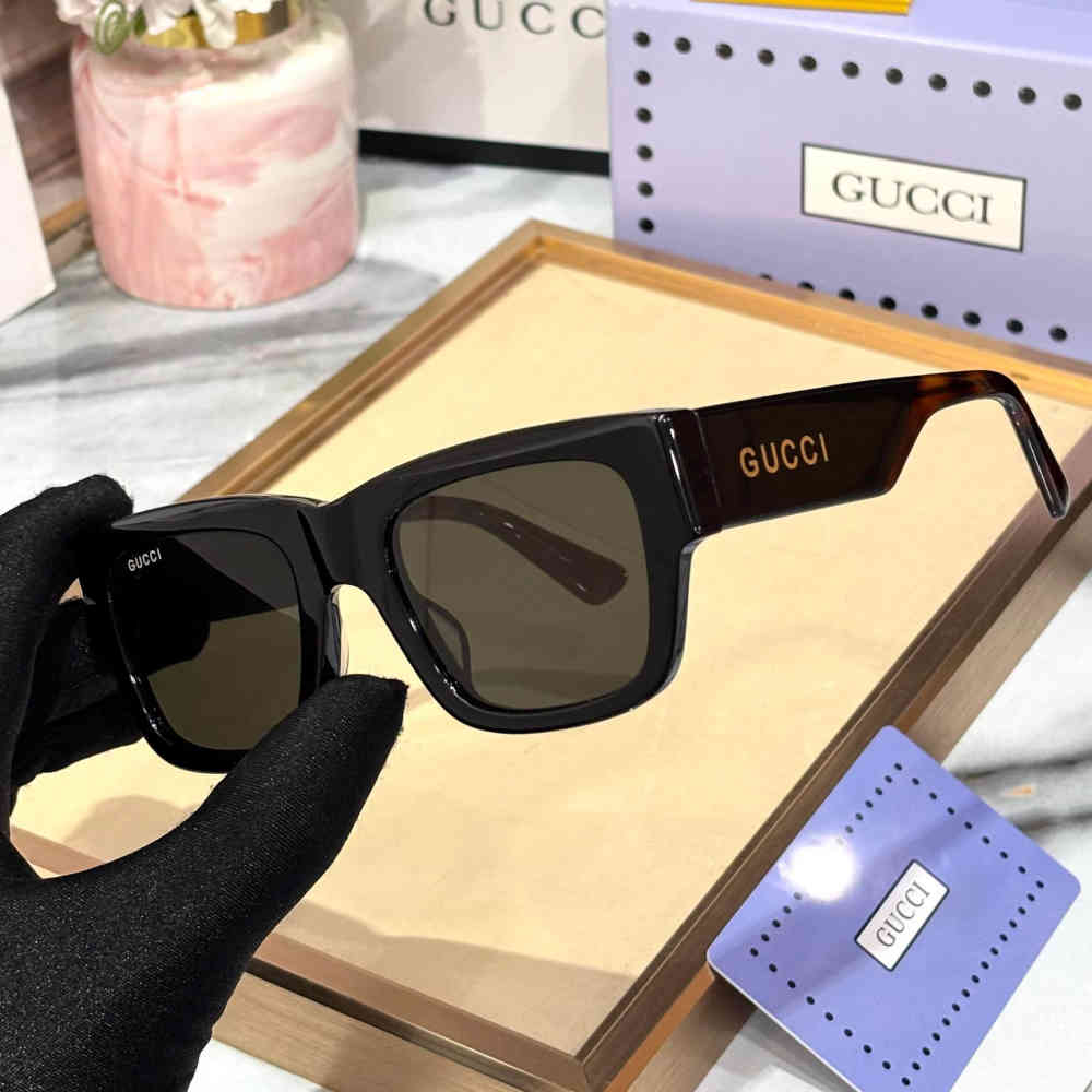 Gucci Black Premium Sunglasses-thumb-1