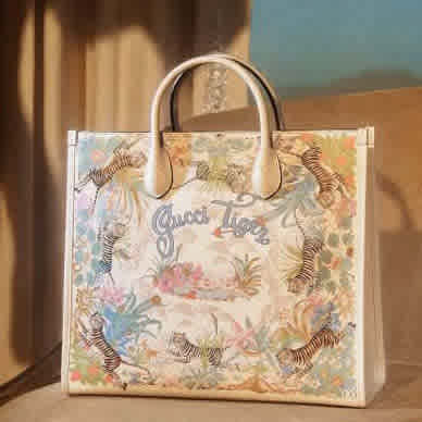 Gucci GG Shanghai Savanah Tiger Tote Bag-1