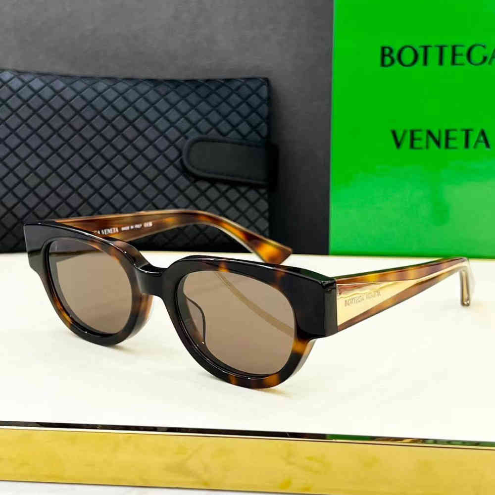 Brown Bottega Veneta Black Luxury Sunglasses